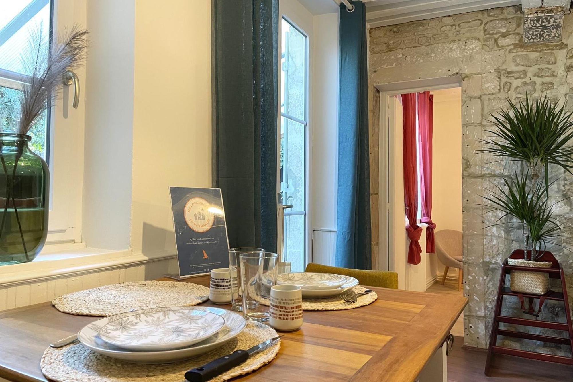 Le Jardin - Pl St Sauveur - Hypercentre Apartment *